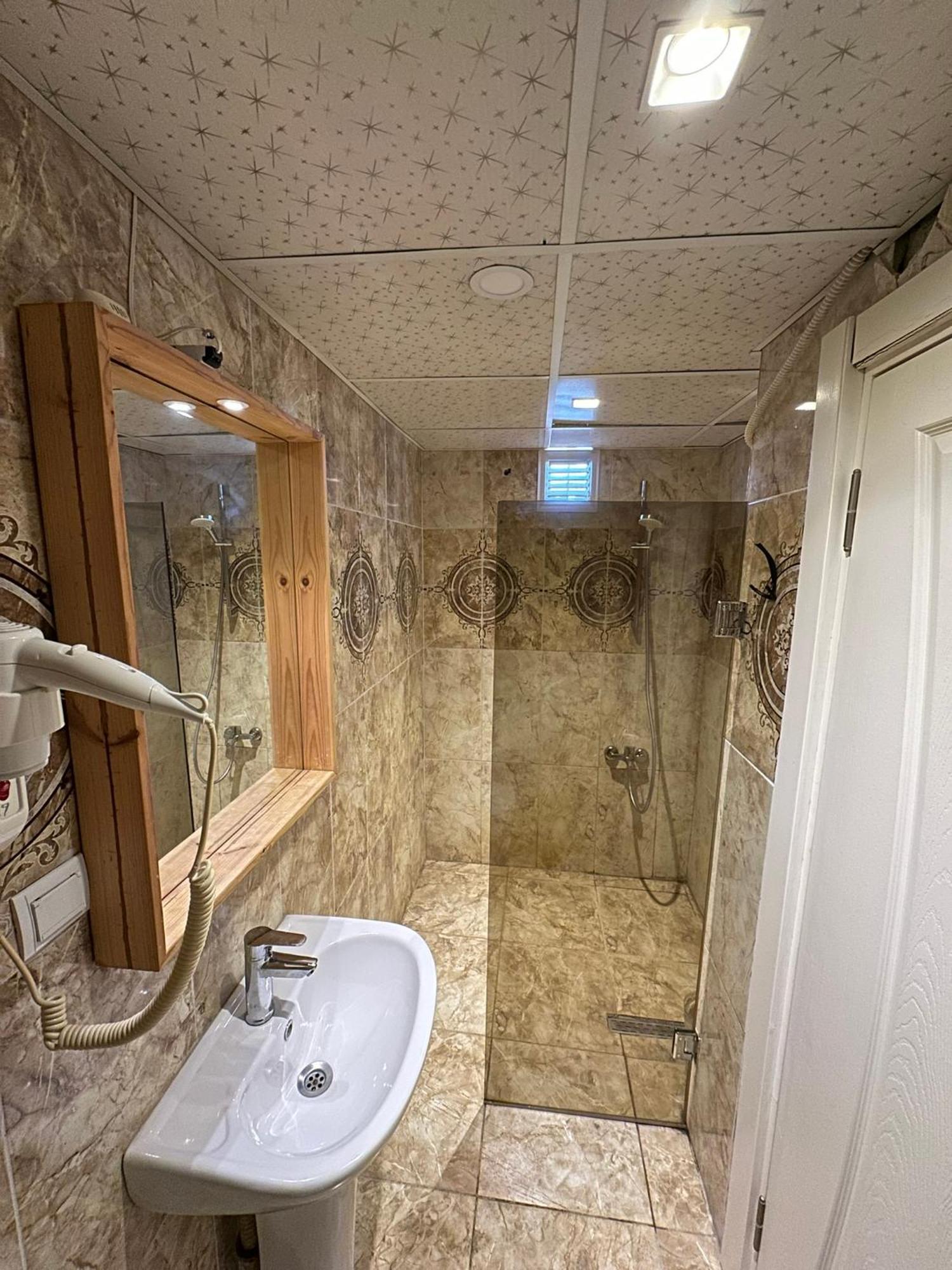 Hotel Alyans อันตัลยา ภายนอก รูปภาพ